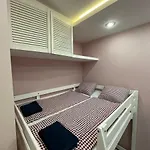 Deluxe Sapphire Residency - 4 BEDROOMS